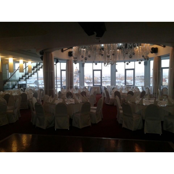 Ресторанный сервис бронирования столиков menu-rest.com - Интерьер ресторана "Le Vernissage"