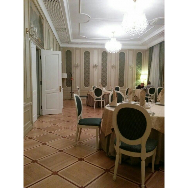 Ресторанный сервис бронирования столиков menu-rest.com - Интерьер ресторана "Смольнинский"