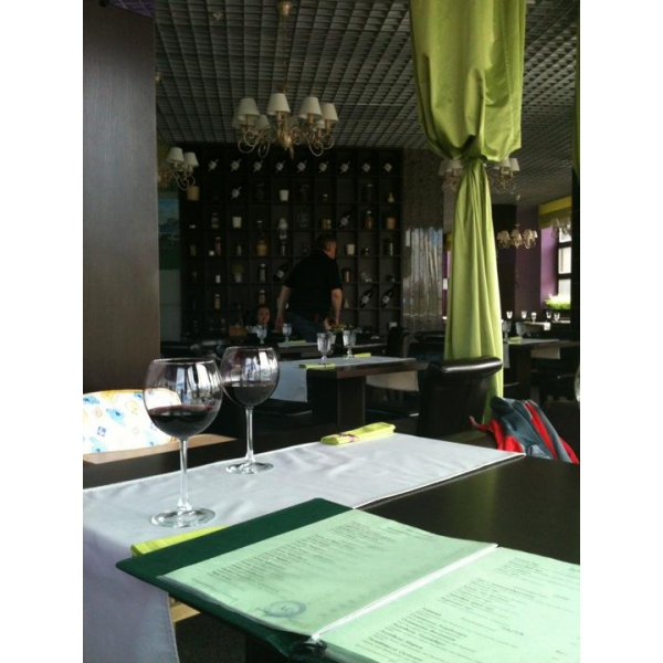 Ресторанный сервис бронирования столиков menu-rest.com - Интерьер ресторана "Lolo & Pepe"