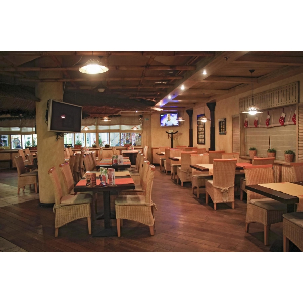 Ресторанный сервис бронирования столиков menu-rest.com - Интерьер ресторана "A-la Фиджи"