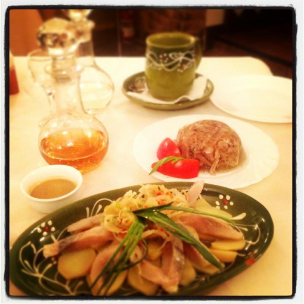 Ресторанный сервис бронирования столиков menu-rest.com - Интерьер ресторана "Русский чай"