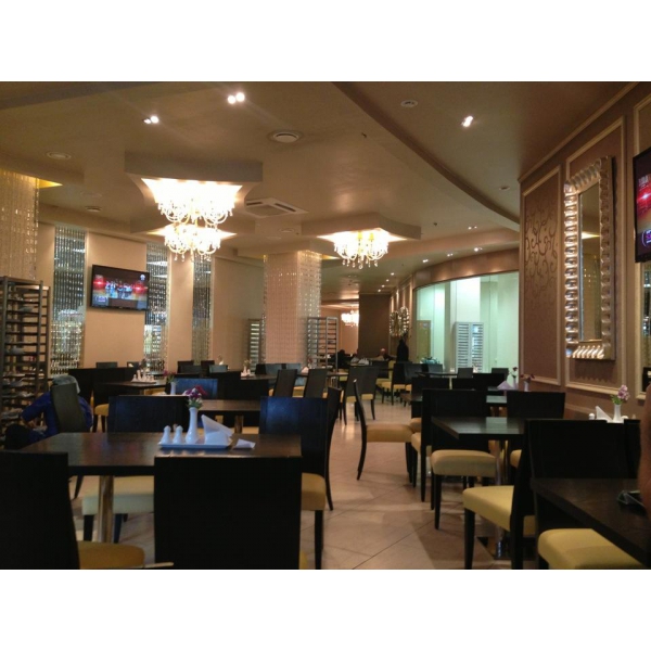 Ресторанный сервис бронирования столиков menu-rest.com - Интерьер ресторана "Статус"