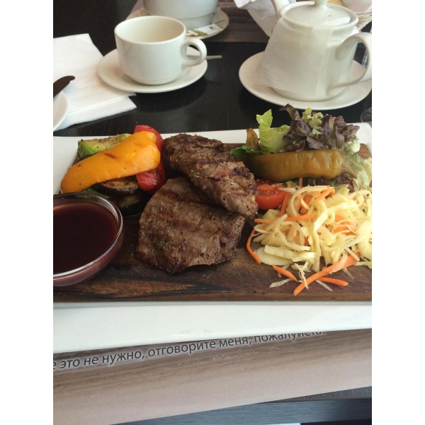 Ресторанный сервис бронирования столиков menu-rest.com - Интерьер ресторана "Avant Garde"