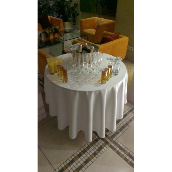 Ресторанный сервис бронирования столиков menu-rest.com - Интерьер ресторана "LA BOTANIQUE"