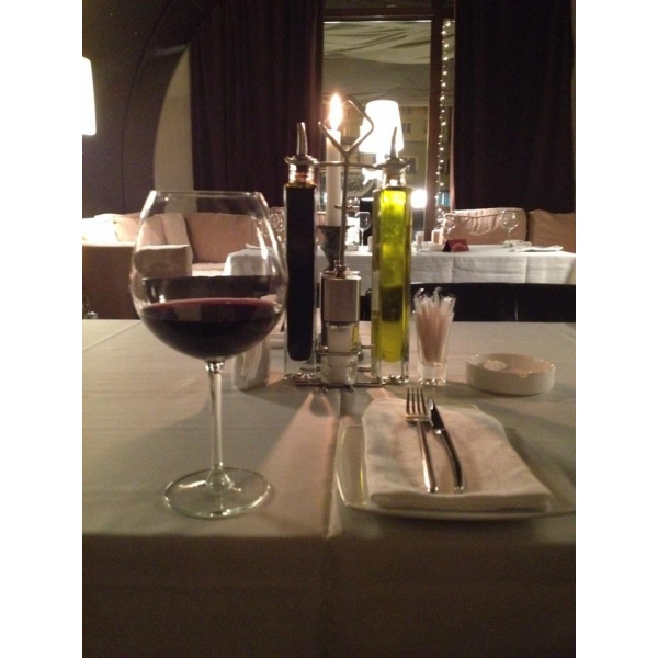 Ресторанный сервис бронирования столиков menu-rest.com - Интерьер ресторана "Offside"