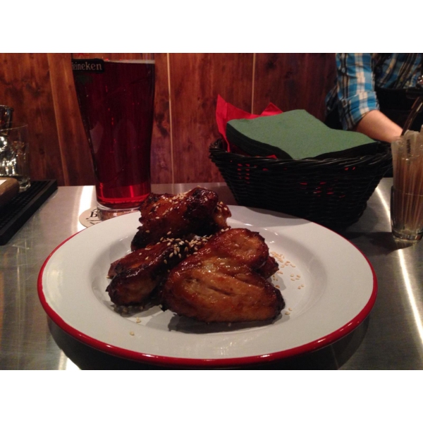 Ресторанный сервис бронирования столиков menu-rest.com - Интерьер ресторана "Chuck"