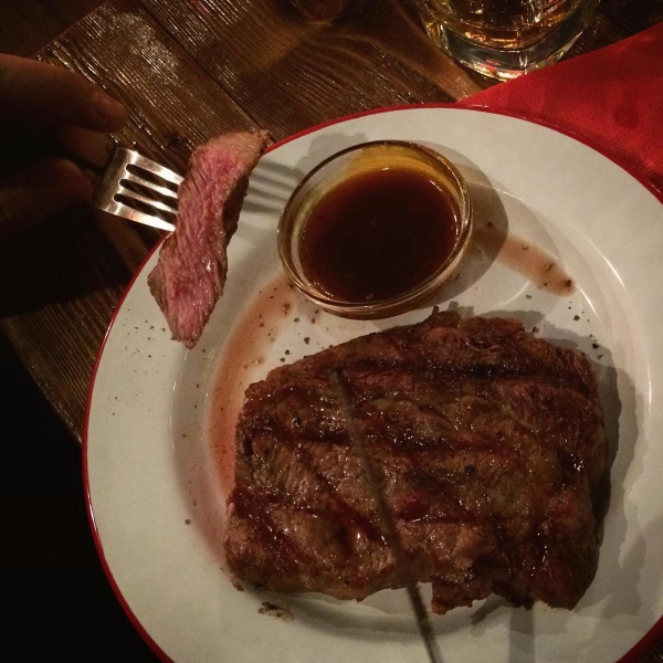 Ресторанный сервис бронирования столиков menu-rest.com - Интерьер ресторана "Chuck"