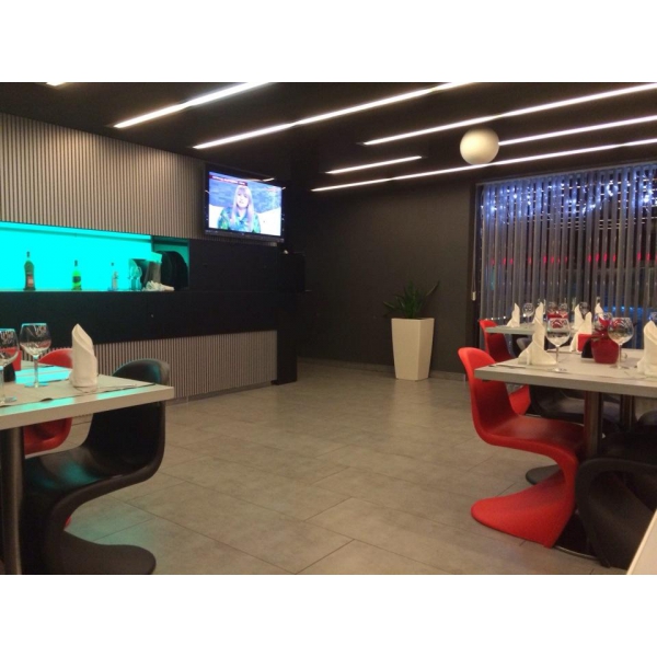 Ресторанный сервис бронирования столиков menu-rest.com - Интерьер ресторана "Mizu"