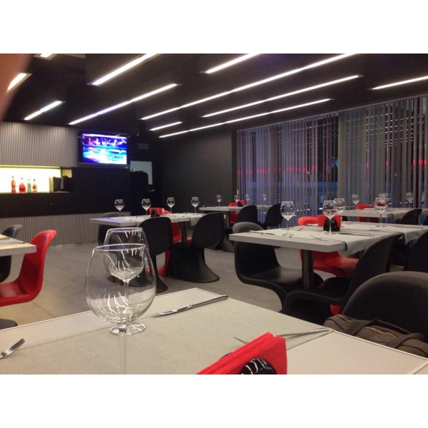 Ресторанный сервис бронирования столиков menu-rest.com - Интерьер ресторана "Mizu"