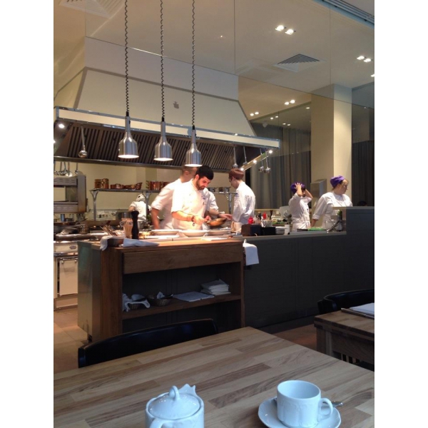 Ресторанный сервис бронирования столиков menu-rest.com - Интерьер ресторана "Probka"