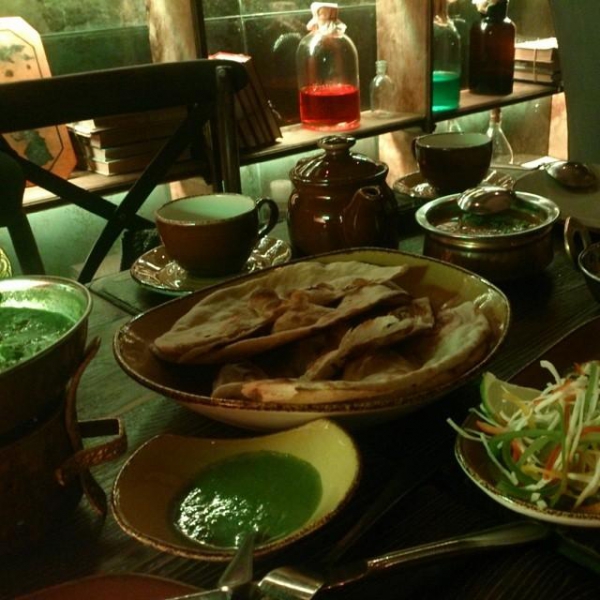 Ресторанный сервис бронирования столиков menu-rest.com - Интерьер ресторана "Apteka"