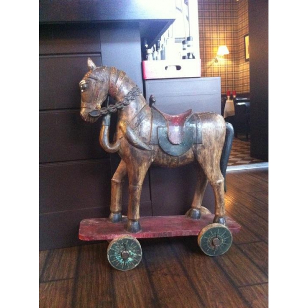 Ресторанный сервис бронирования столиков menu-rest.com - Интерьер ресторана "BullHouse"