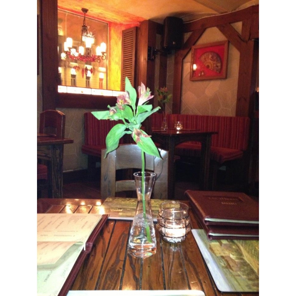 Ресторанный сервис бронирования столиков menu-rest.com - Интерьер ресторана "Las Torres"