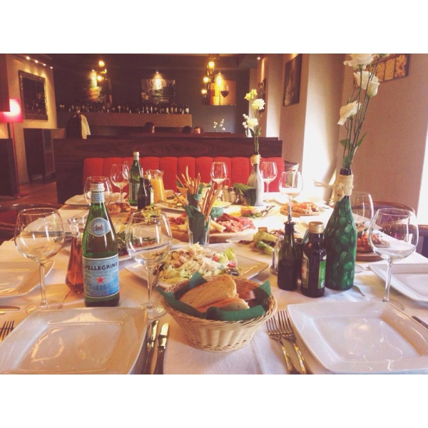 Ресторанный сервис бронирования столиков menu-rest.com - Интерьер ресторана "Vino di Vino"