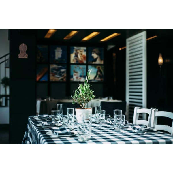 Ресторанный сервис бронирования столиков menu-rest.com - Интерьер ресторана "Pomegranate Premium"