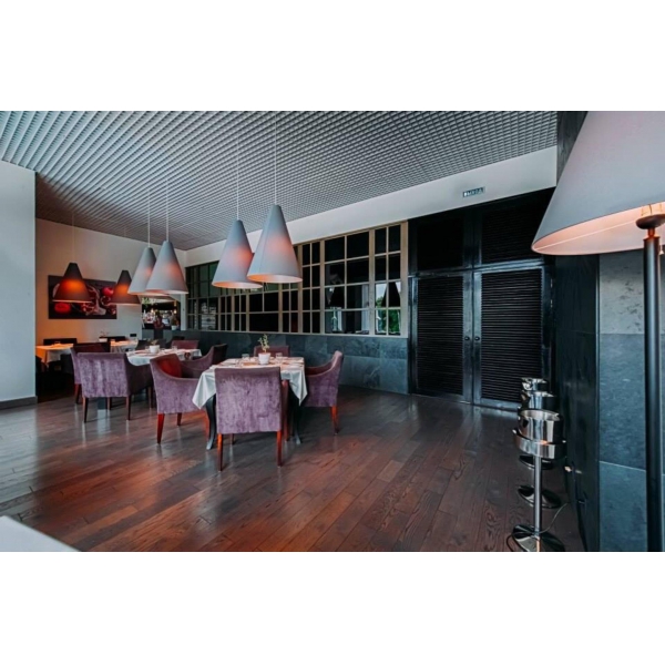 Ресторанный сервис бронирования столиков menu-rest.com - Интерьер ресторана "Pomegranate Premium"