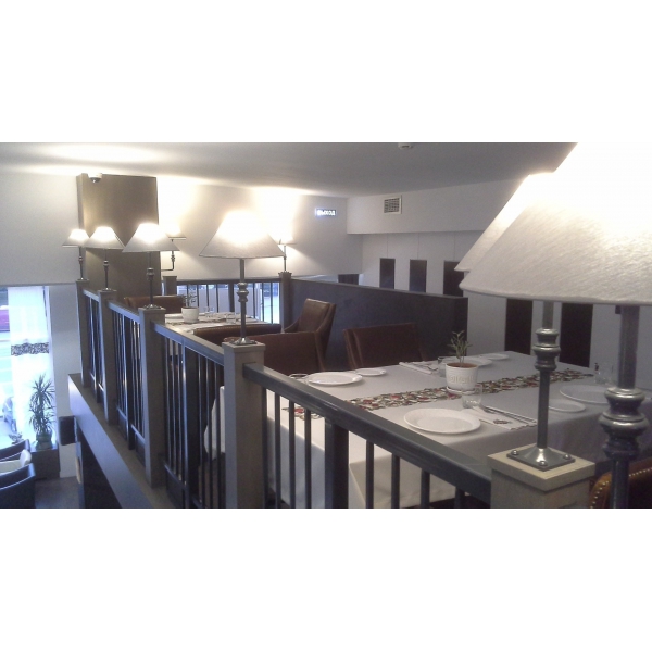 Ресторанный сервис бронирования столиков menu-rest.com - Интерьер ресторана "Pomegranate Premium"