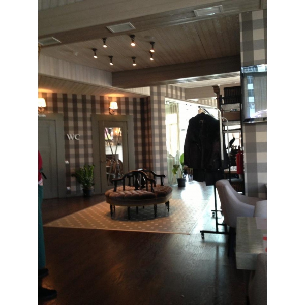 Ресторанный сервис бронирования столиков menu-rest.com - Интерьер ресторана "BullHouse"