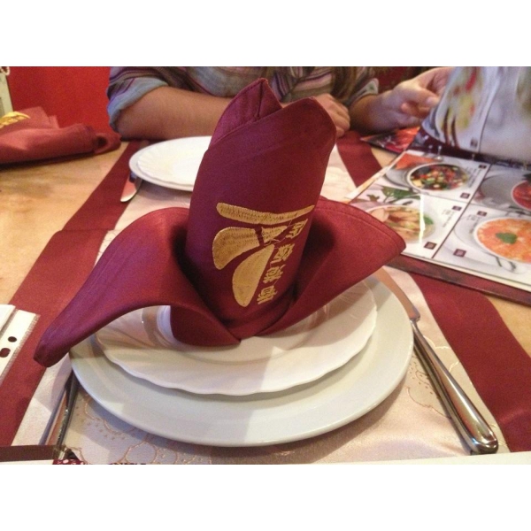 Ресторанный сервис бронирования столиков menu-rest.com - Интерьер ресторана "Гонконг"