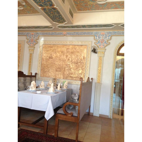 Ресторанный сервис бронирования столиков menu-rest.com - Интерьер ресторана "Восточный уголок"