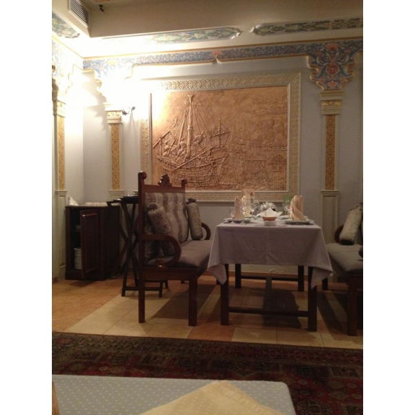 Ресторанный сервис бронирования столиков menu-rest.com - Интерьер ресторана "Восточный уголок"