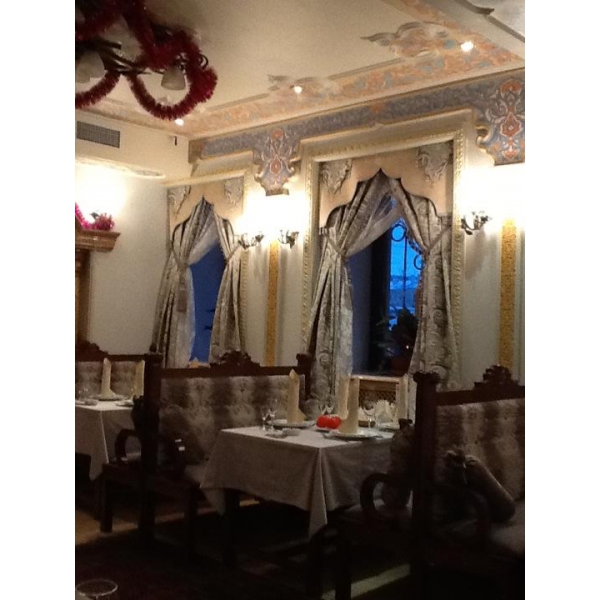 Ресторанный сервис бронирования столиков menu-rest.com - Интерьер ресторана "Восточный уголок"