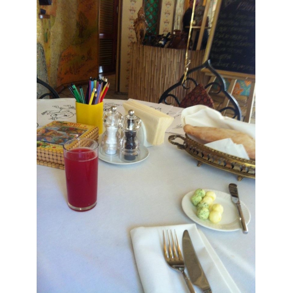 Ресторанный сервис бронирования столиков menu-rest.com - Интерьер ресторана "Караван"