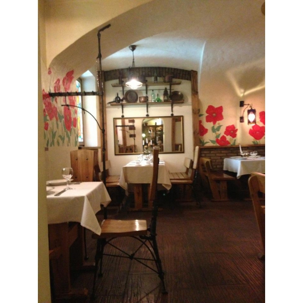 Ресторанный сервис бронирования столиков menu-rest.com - Интерьер ресторана "Колесо"