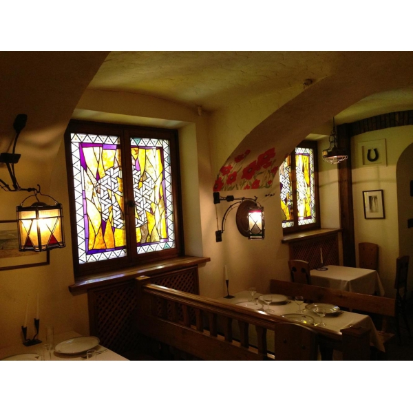 Ресторанный сервис бронирования столиков menu-rest.com - Интерьер ресторана "Колесо"