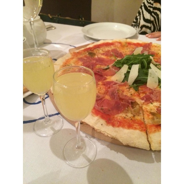 Ресторанный сервис бронирования столиков menu-rest.com - Интерьер ресторана "Farfalla"