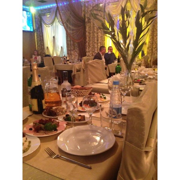 Ресторанный сервис бронирования столиков menu-rest.com - Интерьер ресторана "Невская классика"