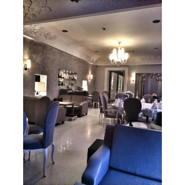 Ресторанный сервис бронирования столиков menu-rest.com - Интерьер ресторана "Angle Vert"