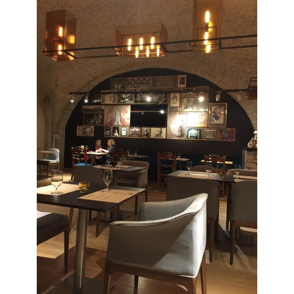 Ресторанный сервис бронирования столиков menu-rest.com - Интерьер ресторана "Teatro"