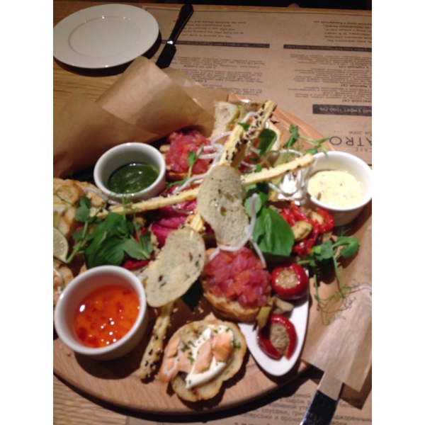 Ресторанный сервис бронирования столиков menu-rest.com - Интерьер ресторана "Teatro"