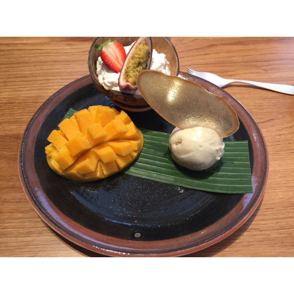 Ресторанный сервис бронирования столиков menu-rest.com - Интерьер ресторана "Azia"