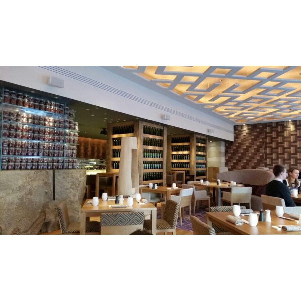 Ресторанный сервис бронирования столиков menu-rest.com - Интерьер ресторана "Azia"