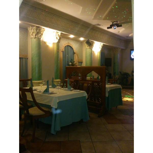 Ресторанный сервис бронирования столиков menu-rest.com - Интерьер ресторана "Гюлистан"