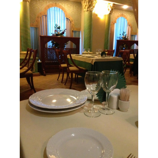 Ресторанный сервис бронирования столиков menu-rest.com - Интерьер ресторана "Гюлистан"