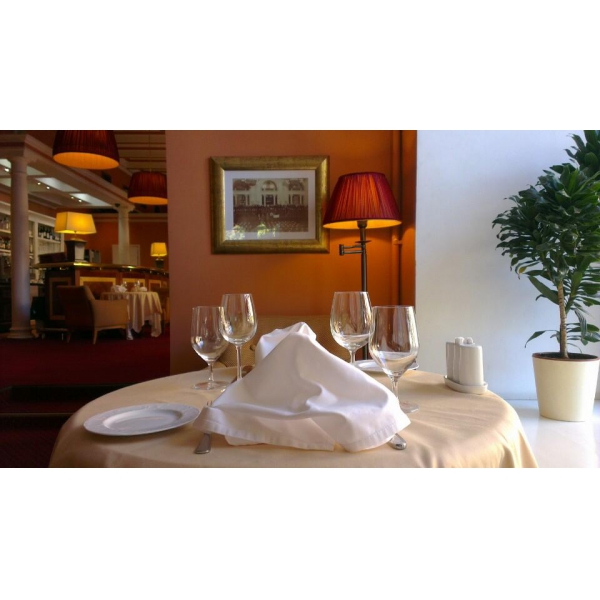 Ресторанный сервис бронирования столиков menu-rest.com - Интерьер ресторана "Дворянское Собрание"