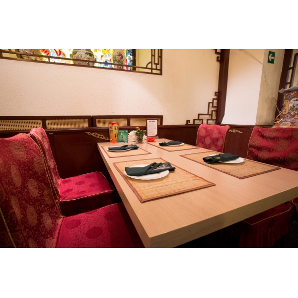 Ресторанный сервис бронирования столиков menu-rest.com - Интерьер ресторана "Феникс"