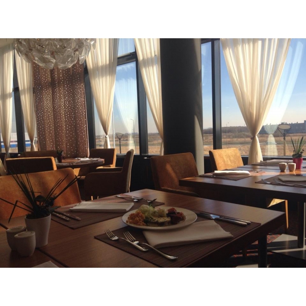 Ресторанный сервис бронирования столиков menu-rest.com - Интерьер ресторана "SKYLIGHT"