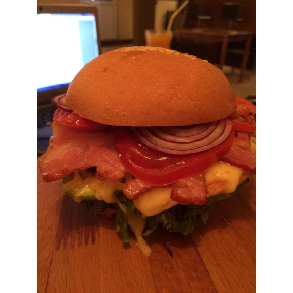 Ресторанный сервис бронирования столиков menu-rest.com - Интерьер ресторана "Brighton Beach"