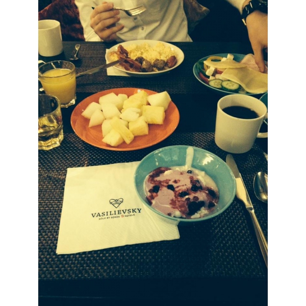 Ресторанный сервис бронирования столиков menu-rest.com - Интерьер ресторана "Repin Lounge"