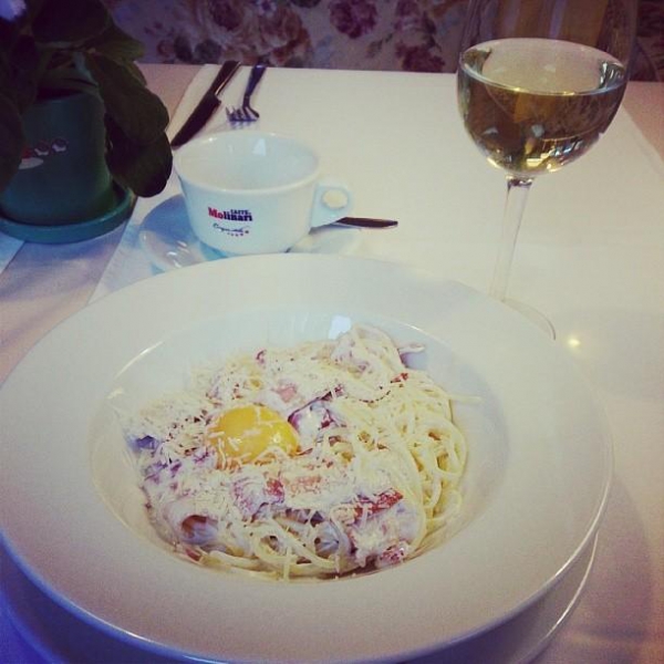 Ресторанный сервис бронирования столиков menu-rest.com - Интерьер ресторана "Черемша"