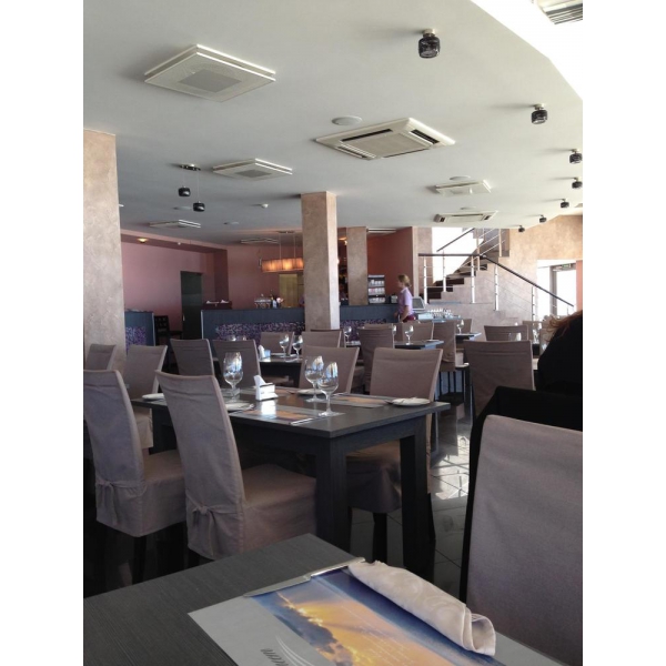 Ресторанный сервис бронирования столиков menu-rest.com - Интерьер ресторана "Шелест"