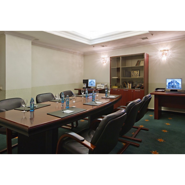 Ресторанный сервис бронирования столиков menu-rest.com - Интерьер ресторана "Версаль"