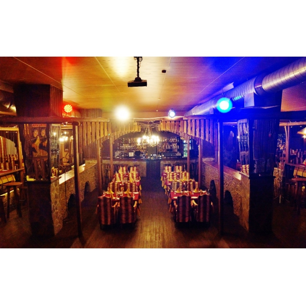 Ресторанный сервис бронирования столиков menu-rest.com - Интерьер ресторана "Юность"