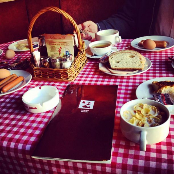 Ресторанный сервис бронирования столиков menu-rest.com - Интерьер ресторана "Mama Roma"