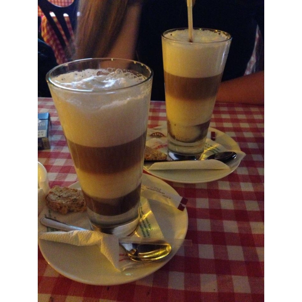 Ресторанный сервис бронирования столиков menu-rest.com - Интерьер ресторана "Mama Roma"