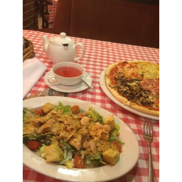 Ресторанный сервис бронирования столиков menu-rest.com - Интерьер ресторана "Mama Roma"